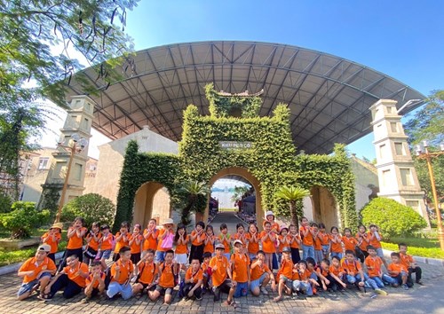 Học sinh trường TH TT Trâu Quỳ tham quan, học tập ngoại khóa